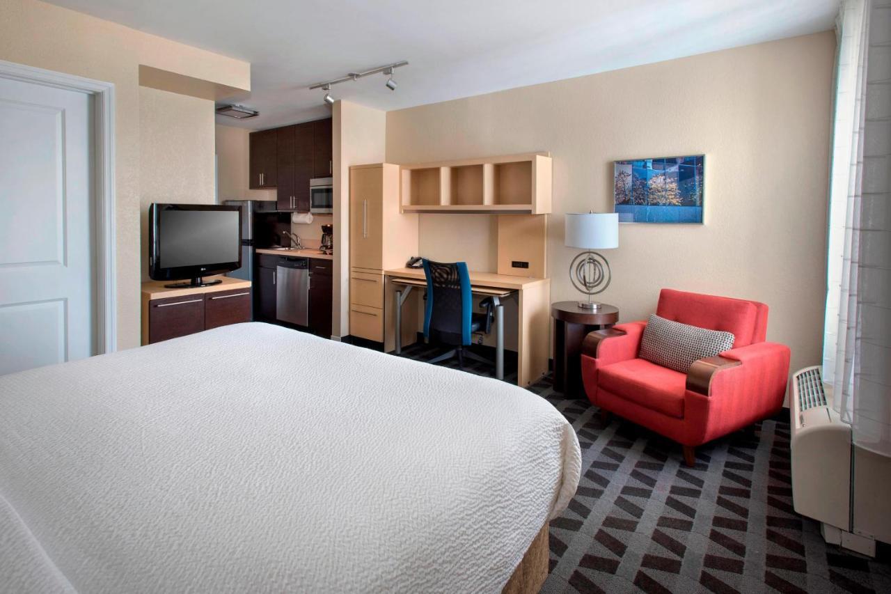 Towneplace Suites Republic Airport Long Island Farmingdale Dış mekan fotoğraf