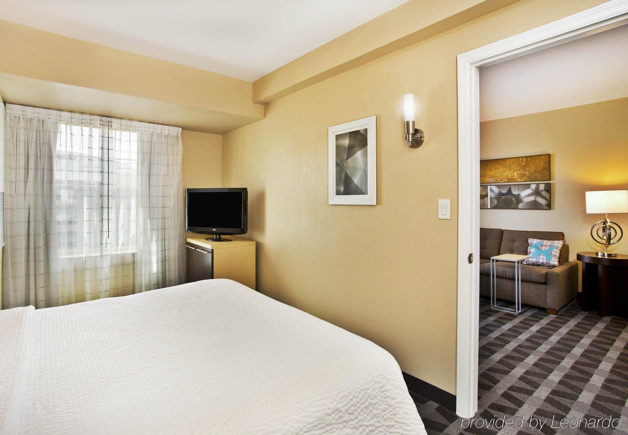 Towneplace Suites Republic Airport Long Island Farmingdale Dış mekan fotoğraf